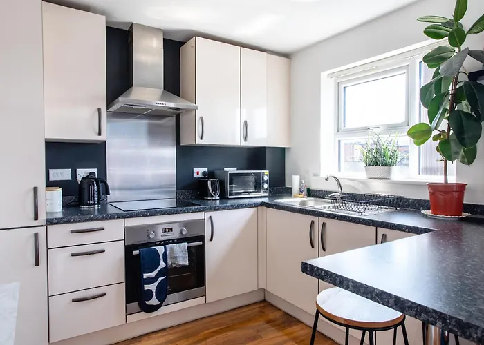 Lord Street Apartment With Free Parking & Wifi- Salford Uni, Victoria Station, Ao Arena